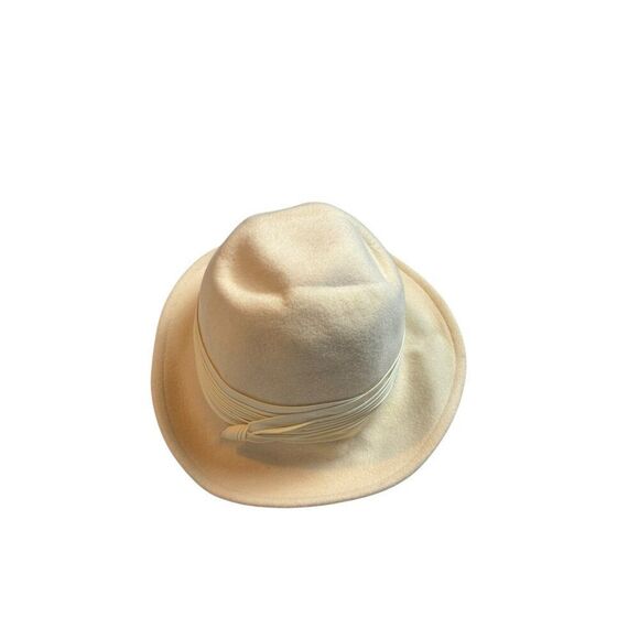 Betmar New York Womens Cream Wool Felt Cloche Hat With Pleated Ribbon Band - Picture 5 of 8